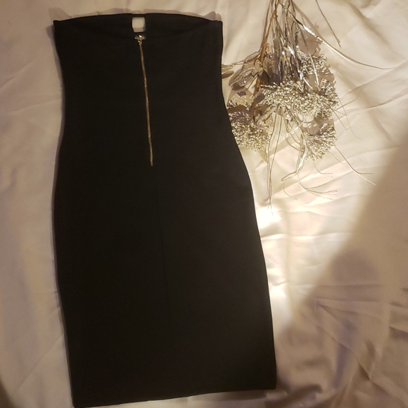 OBOE DRESS with Nicklas - Picture 15 of 16